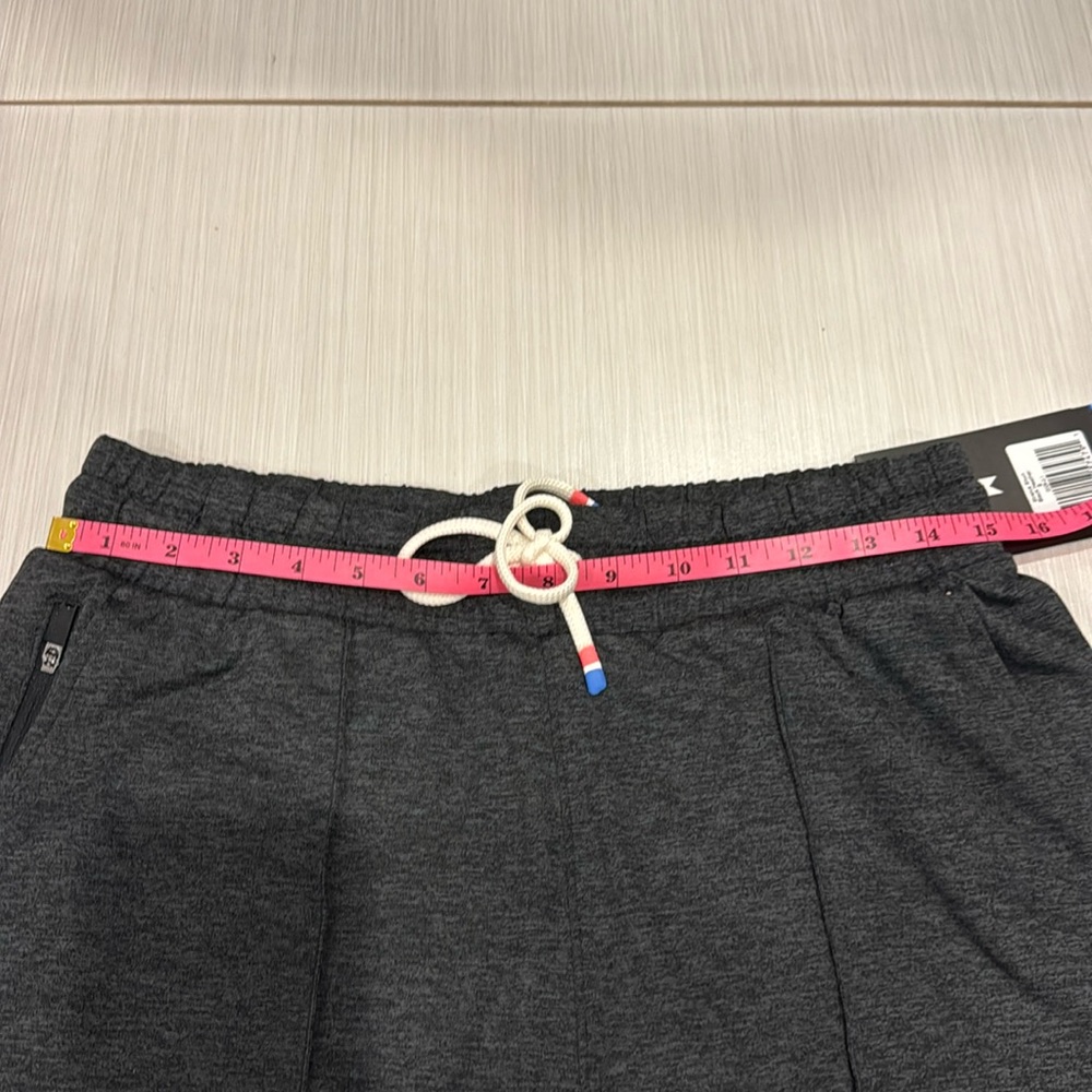 Fourlaps NWT Stratus Short Black Heather with drawstring, very soft. Dark Grey. - Picture 8 of 11